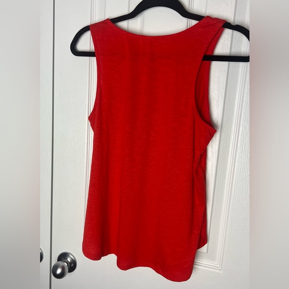 Casual Red Top - Picture 4 of 4